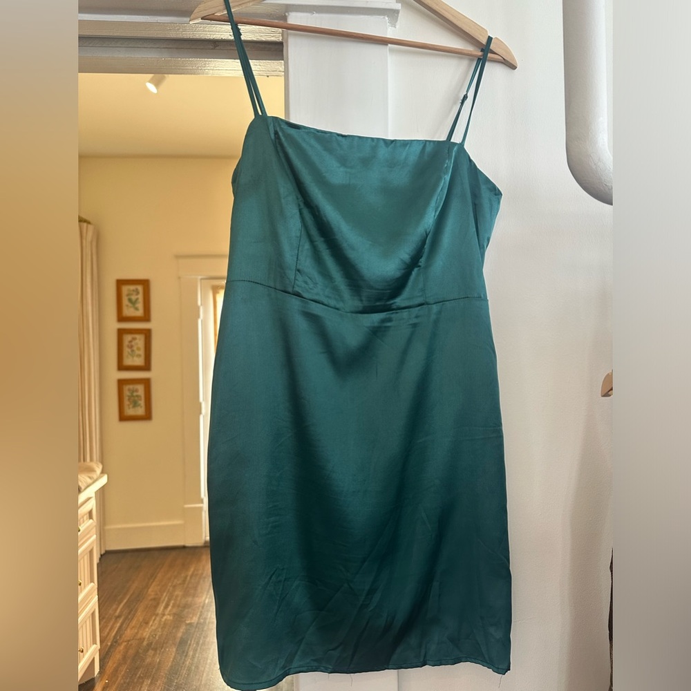 Lulu’s Green Satin Spaghetti Strap mini Dress